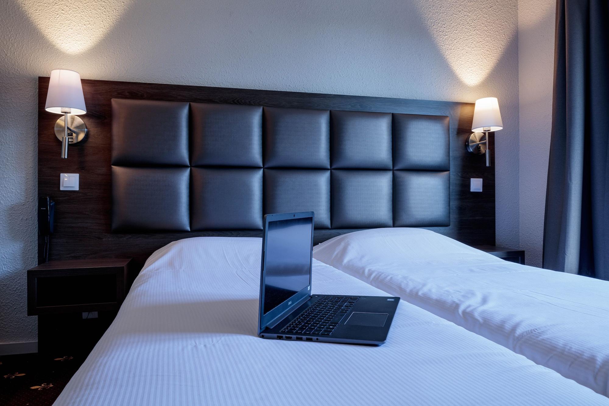 Logis Hotel Noemys Morgon Villié-Morgon Zewnętrze zdjęcie