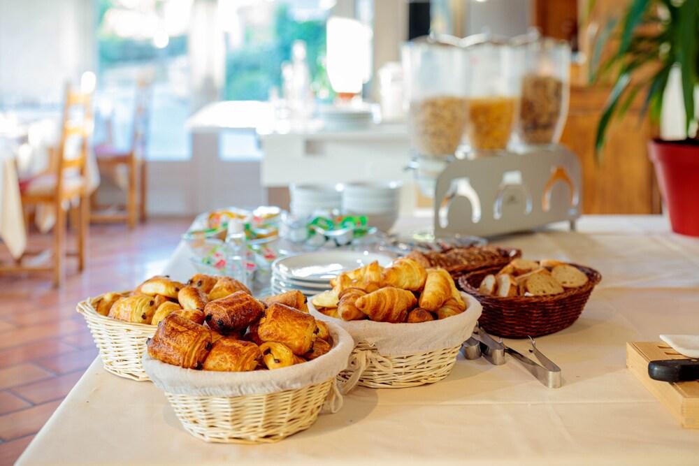 Hotel Logis Noemys Morgon Villié-Morgon Zewnętrze zdjęcie