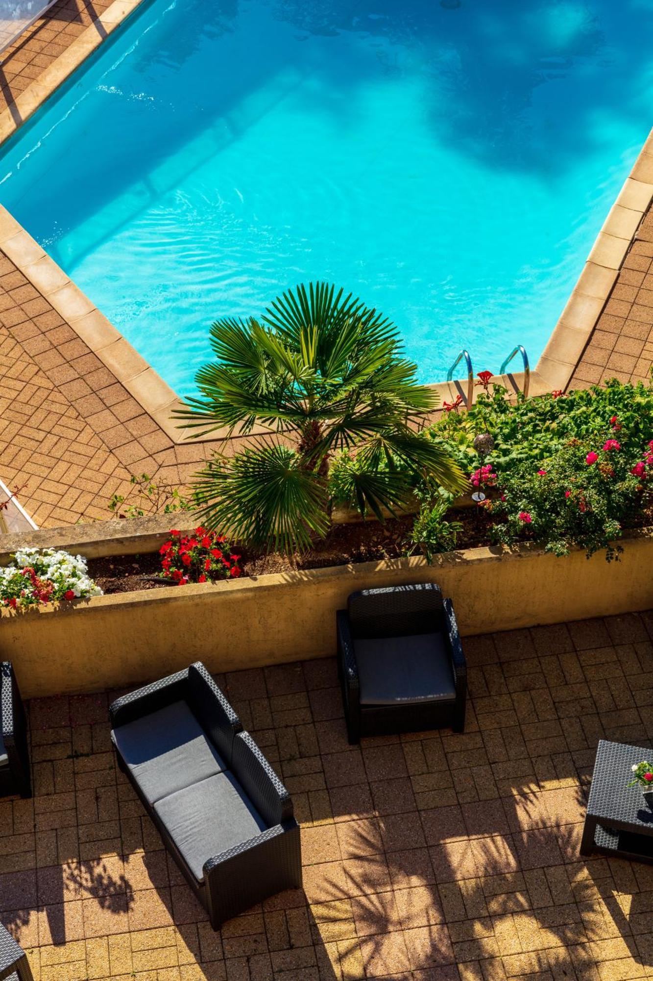 Logis Hotel Noemys Morgon Villié-Morgon Zewnętrze zdjęcie